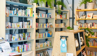 URBAN RESEARCH DOORS | SOMOSOMO BOOKS