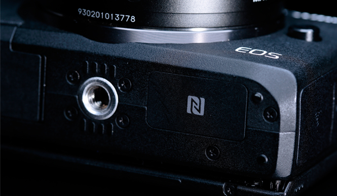 Canon EOS M3 with NFC Support