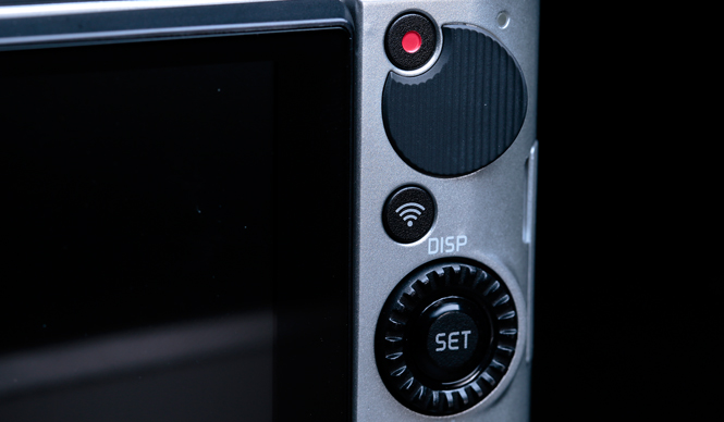 Wireless Button on Camera Back: Casio EXILIM EX-ZR1600