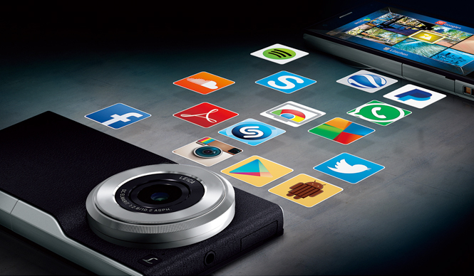 Panasonic LUMIX CM1 with Android 4.4