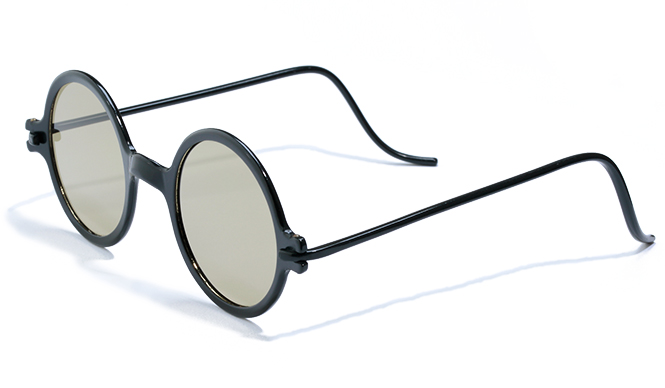 Eyewear Feature