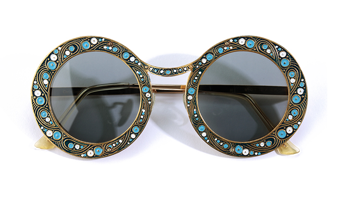 Eyewear Feature