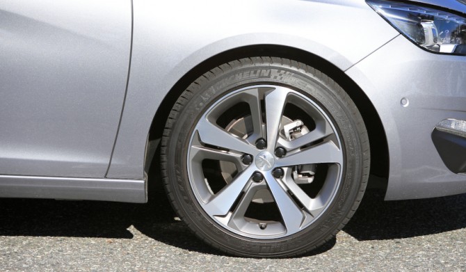 Peugeot 308 |プジョー 308