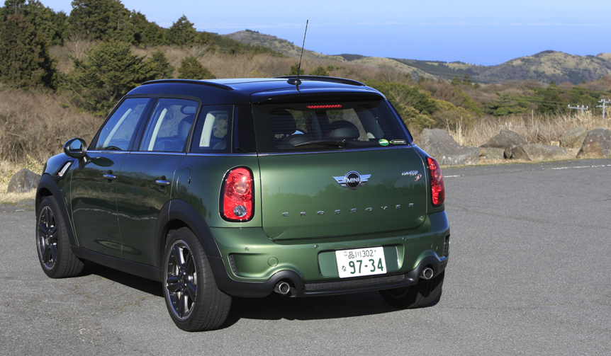 Mini Cooper SD Crossover|ミニ クーパーSDクロスオーバー 09