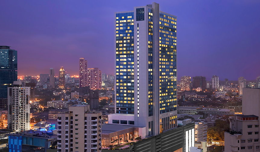 str4195ex-173731-Exterior-View-of-The-St-Regis-Mumbai-with-City-Landscape