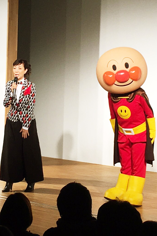 Keiko Toda: Singing and dancing through 2016!