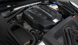 Porsche Macan Turbo|ポルシェ マカン ターボ