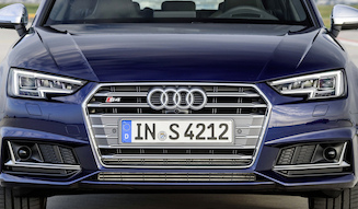 s_06_Audi_S4_AV_exterior_004_large_01