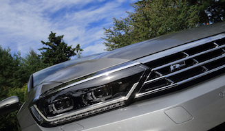 Volkswagen Passat 2.0TSI R-line｜フォルクスワーゲン パサート2.0TSI R-line