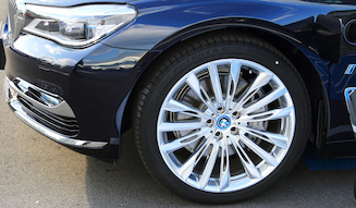 BMW 740e iPerformance | BMW 740e iPerformance