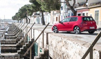 Volkswagen Golf GTI｜フォルクスワーゲン ゴルフ GTI