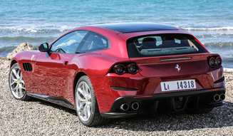s_ferrari-gtc4-lusso-t_016