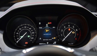 s_019_jaguar_epace