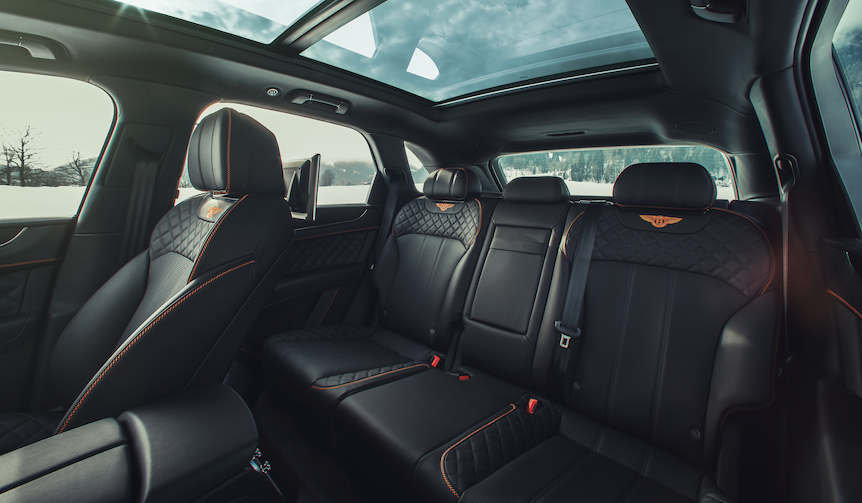 018_Bentley_Bentayga