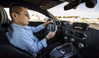 s_007_aston_vantage