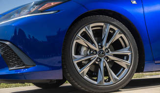 327-lexus-es-06