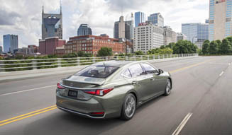 327-lexus-es-10