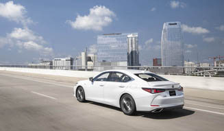 327-lexus-es-19