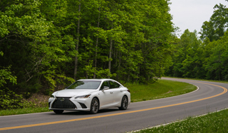 327-lexus-es-22