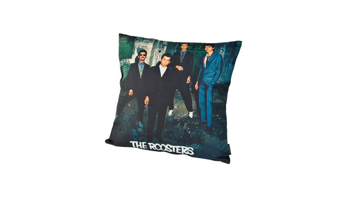 VINYL “THE ROOSTERS” CUSHION THE ROOSTERS