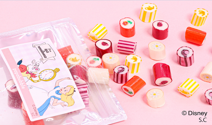PAPABUBBLE presents premium candies themed around the Mad Hatter's tea party from "Alice in Wonderland"!