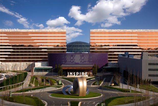 Korea's entertainment resort, Inspire, wins the Best Integrated Resort award at the TTG Travel Awards 2024!