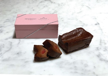 Amaou Gateau Chocolat - ¥2,800 (incl. tax) *Take-out only