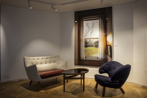 Pelican Chair (1940) / Poet Sofa (1941)
