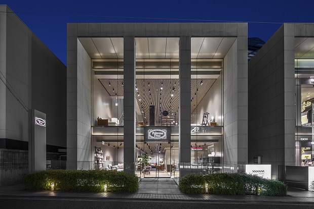 The official certified flagship of Italy's leading brand, Poltrona Frau, opens in Aoyama, Tokyo.