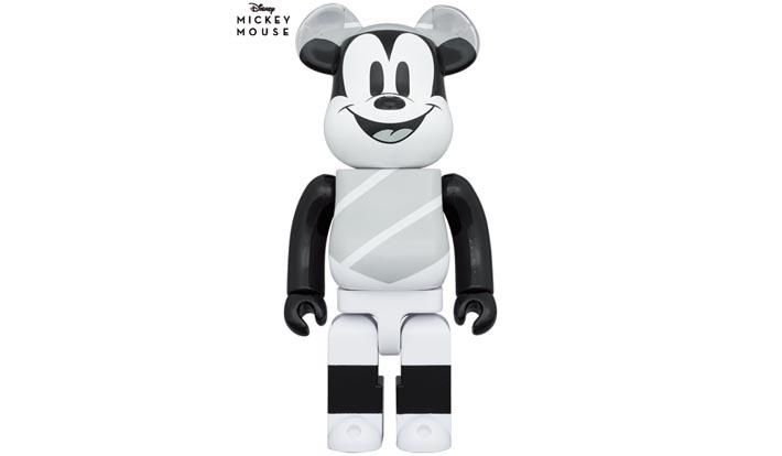 BE@RBRICK HAT AND PONCHO MICKEY 1000％