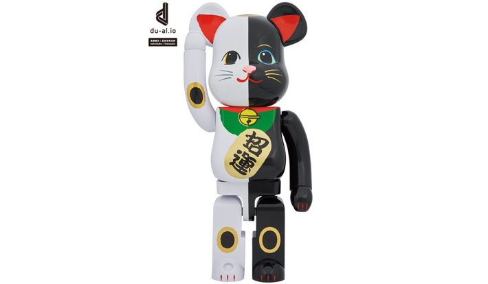 BE@RBRICK 招き猫 金運 白 × 招福 黒 1000％
