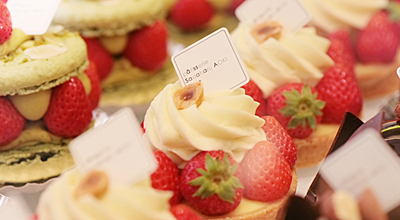 Savoring Sadaharu Aoki's Confections (1)<br><br>Leveraging 'Japan' as a Weapon