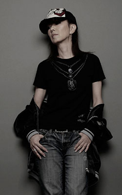 UEKI Go (PaniCrew) × TODA Keiko PHOTO SESSION 2008 autumnA New Single & New Item from a Sibling Collaboration (2)