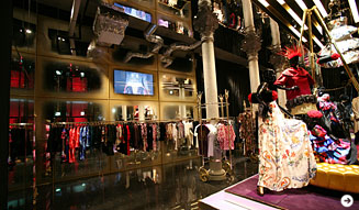 327_02_dress_108
