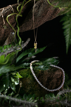 TASAKI Timeless Christmas TASAKI Timeless Christmas