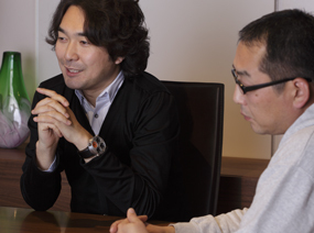 2010-2011 Three Experts Discuss the Automotive World, Part 2 | 02