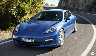 PORSCHE Panamera S hybrid|ポルシェ パナメーラS ハイブリッド クラス最小のCO2排出量を記録|02