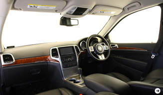 JEEP GRAND CHEROKEE|ジープ グランドチェロキー 新型の試乗インプレッション|04