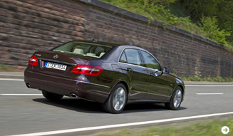メルセデス・ベンツ Eクラス|Mercedes-Benz E-class 新エンジンを導入|02