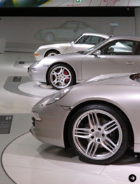 Porsche 911 | Unveiling the New 911: '911 Sneak Preview' Report | 10