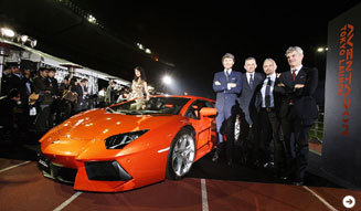 Lamborghini Aventador Lands in Japan!｜Lamborghini｜05