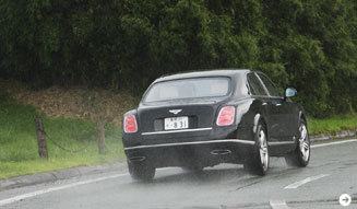 Bentley Latest Saloon & Coupe Test Drive by OPENERS Blogger Kumiko Shimizu! | BENTLEY | 05