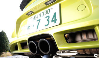 The 911's younger sibling and rival!? Test Drive: The Cayman R, Top Model of the Cayman! | Porsche | 04