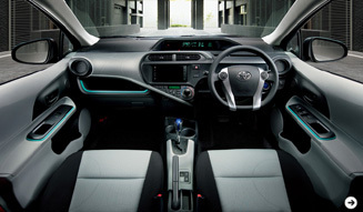 TOYOTA AQUA | Toyota Aqua 09