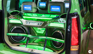 Shine On! Tokyo Auto Salon 2012 12