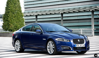 ジャガーのハイエンドモデルに乗れる試乗会開催!|Jaguar 03