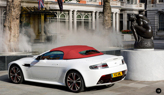 Aston Martin V12 Vantage Roadster