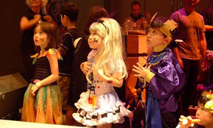 OMOTESANDO HILLS HALLOWEEN 2012 Baby Loves Disco "BOOOGIE HALLOWEEN 2012"