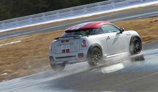 MINI JOHN COOPER WORKS COUPE｜ミニ ジョン・クーパー ワークス クーペ