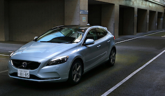 Volvo V40｜ボルボ V40